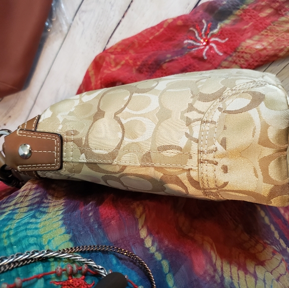 Coach purse - Picture 10 of 12